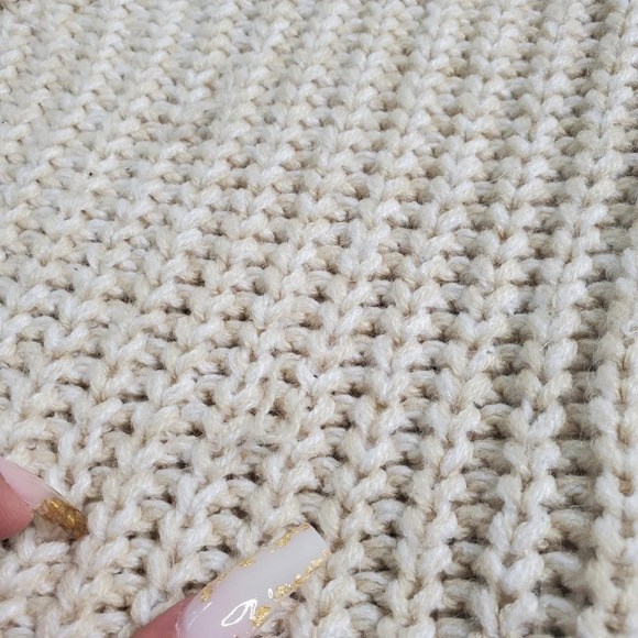 Mossimo Supply Co. Chunky Knit Sweater - Picture 3 of 7